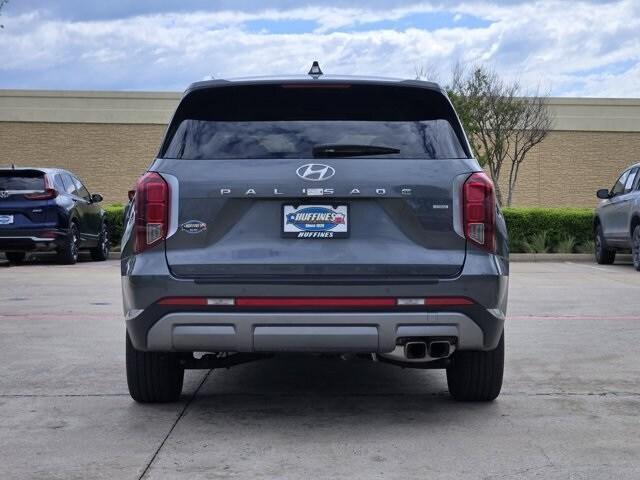 used 2025 Hyundai Palisade car, priced at $49,991