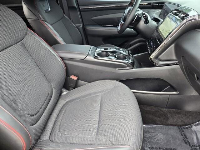 used 2024 Hyundai TUCSON Hybrid car, priced at $31,315