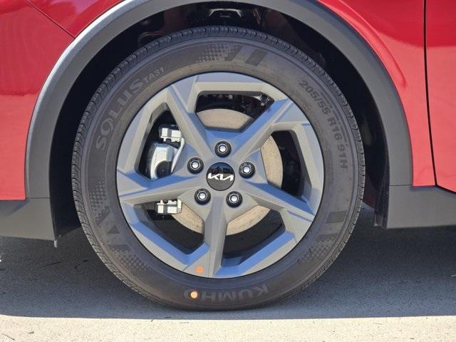 new 2025 Kia K4 car, priced at $24,735
