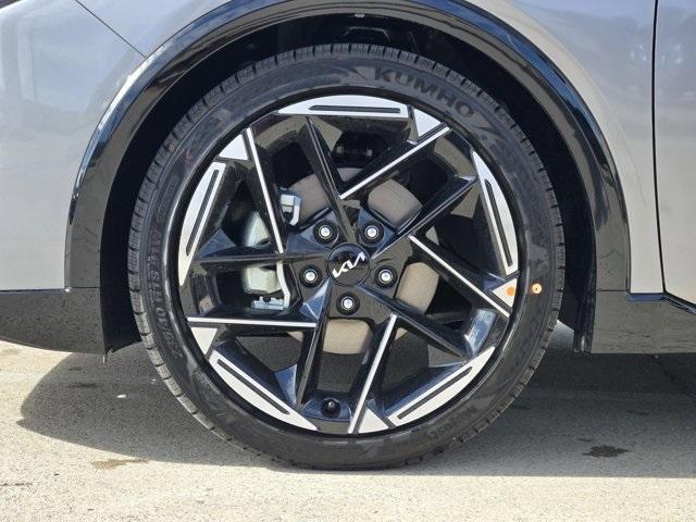 new 2025 Kia K4 car, priced at $28,564