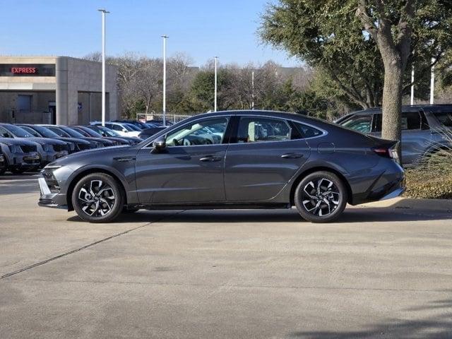 used 2025 Hyundai Sonata car, priced at $27,991