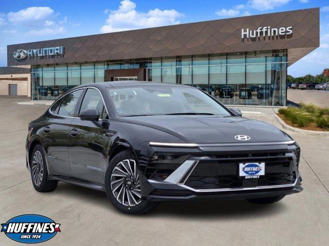 new 2025 Hyundai Sonata Hybrid car, priced at $39,285