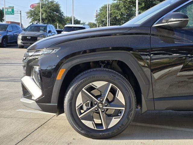 new 2025 Hyundai TUCSON Hybrid car, priced at $38,220