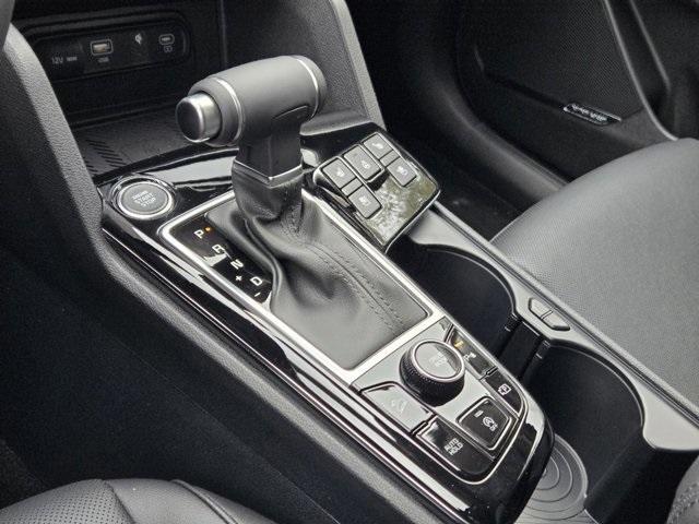 new 2025 Kia Sportage car, priced at $35,646