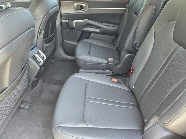 new 2025 Kia Sorento car, priced at $440,060