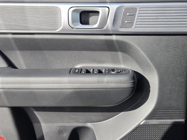 new 2025 Hyundai SANTA FE HEV car, priced at $48,974