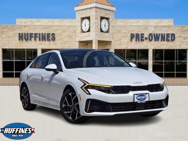 used 2025 Kia K5 car, priced at $30,580