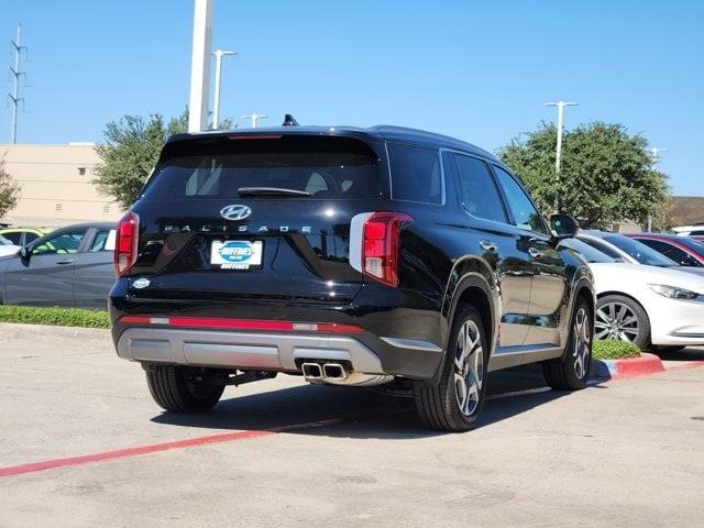 used 2025 Hyundai Palisade car, priced at $39,991