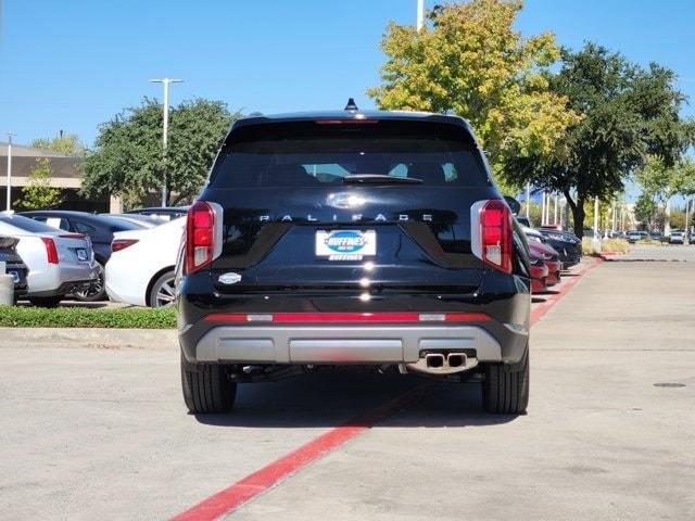used 2025 Hyundai Palisade car, priced at $39,991