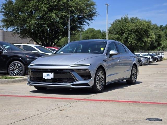 used 2024 Hyundai Sonata Hybrid car, priced at $33,524