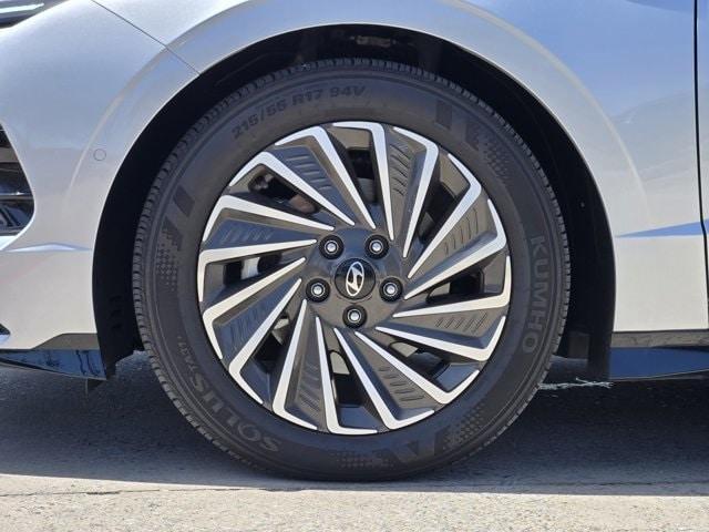 used 2024 Hyundai Sonata Hybrid car, priced at $33,524