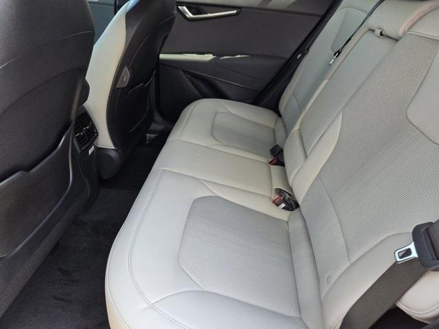 new 2025 Kia Niro car, priced at $30,416