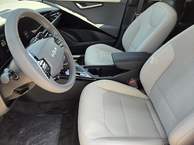 new 2025 Kia Niro car, priced at $30,416