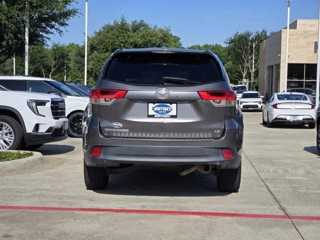 used 2017 Toyota Highlander car, priced at $19,580
