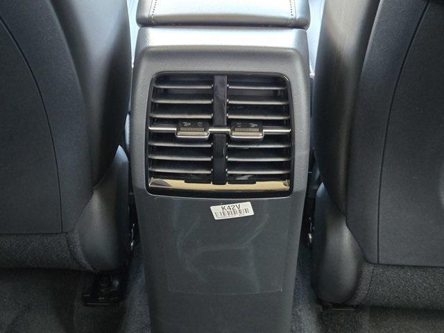 new 2025 Kia Niro car, priced at $31,586