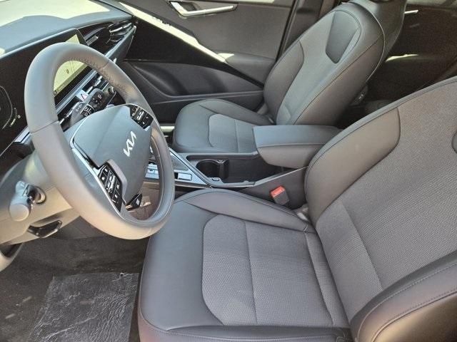 new 2025 Kia Niro car, priced at $31,586