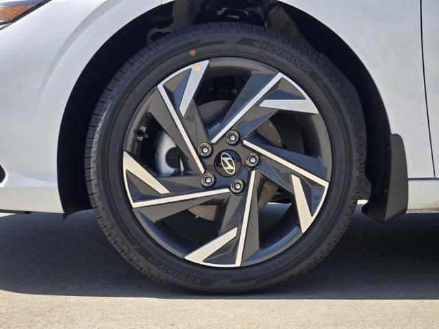 new 2025 Hyundai ELANTRA HEV car, priced at $29,685