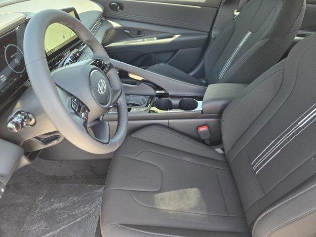 new 2025 Hyundai ELANTRA HEV car, priced at $29,685