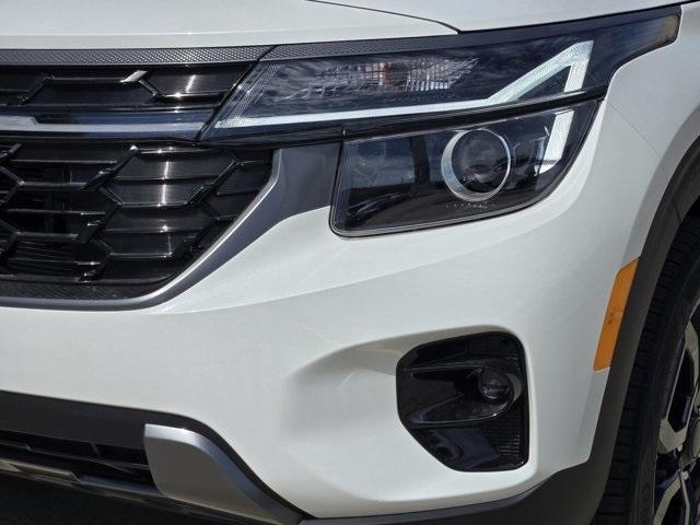 new 2025 Kia Seltos car, priced at $31,745