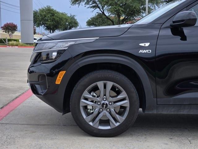 used 2023 Kia Seltos car, priced at $22,427