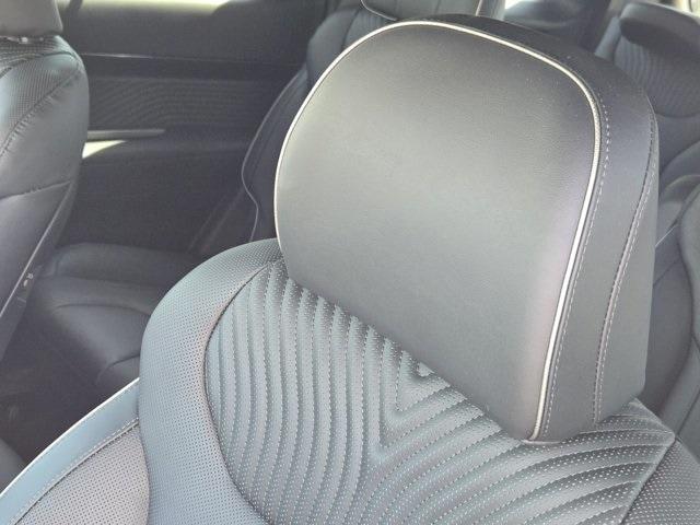 used 2025 Hyundai Palisade car, priced at $46,980