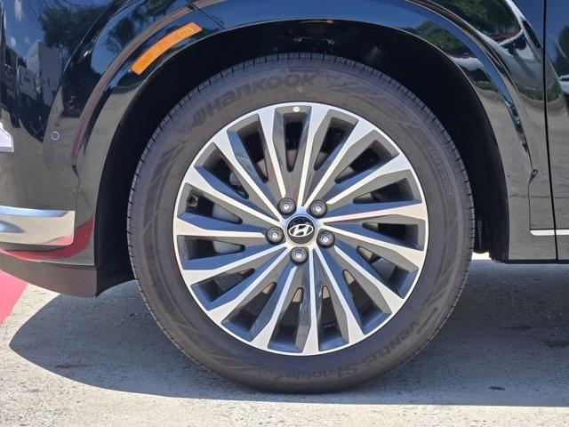 used 2025 Hyundai Palisade car, priced at $46,980
