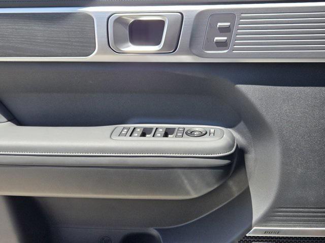 new 2025 Hyundai SANTA FE HEV car, priced at $47,089