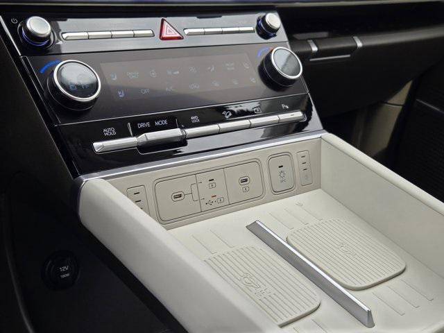 new 2025 Hyundai SANTA FE HEV car, priced at $51,835
