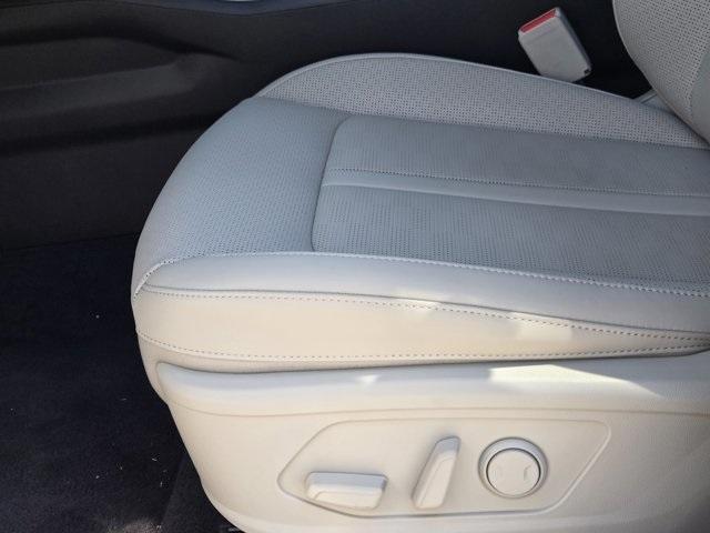 new 2025 Kia Sorento car, priced at $35,783