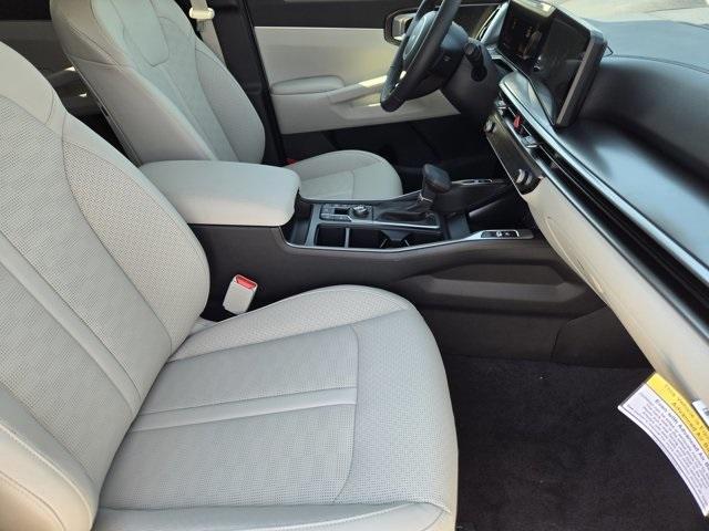 new 2025 Kia Sorento car, priced at $35,783