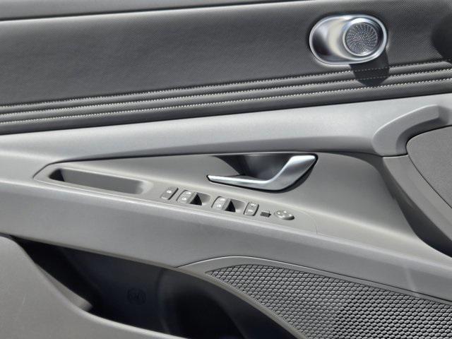 new 2025 Hyundai ELANTRA HEV car, priced at $29,455