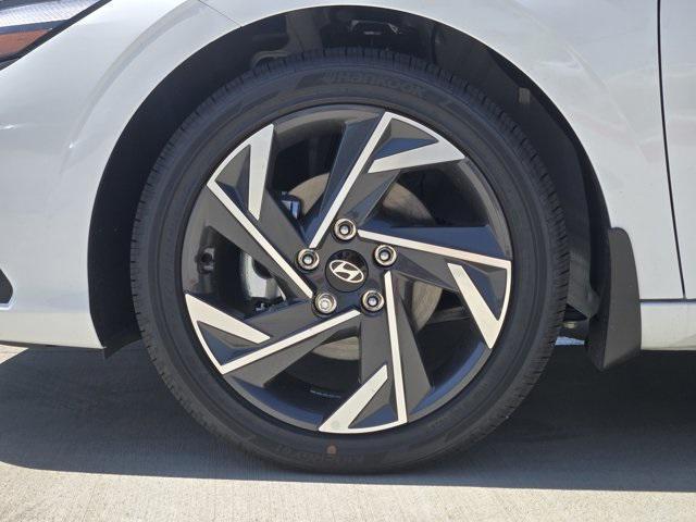 new 2025 Hyundai ELANTRA HEV car, priced at $29,455