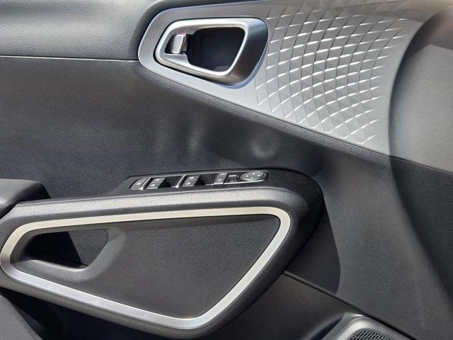 new 2025 Kia Soul car, priced at $24,825