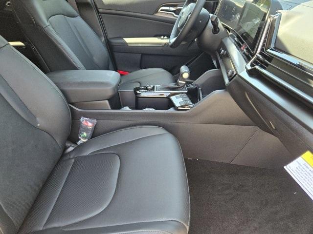 new 2025 Kia Sportage car, priced at $35,105