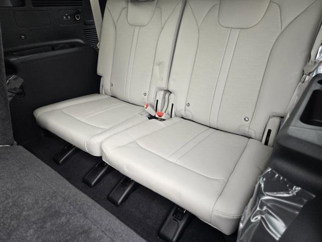 new 2025 Kia Sorento car, priced at $36,396