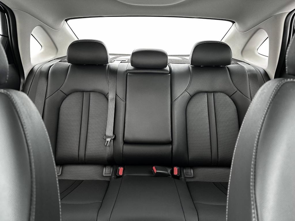 new 2025 Hyundai Sonata Hybrid car, priced at $39,285
