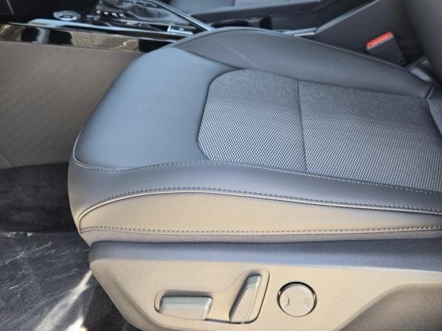 new 2025 Kia Niro car, priced at $33,241