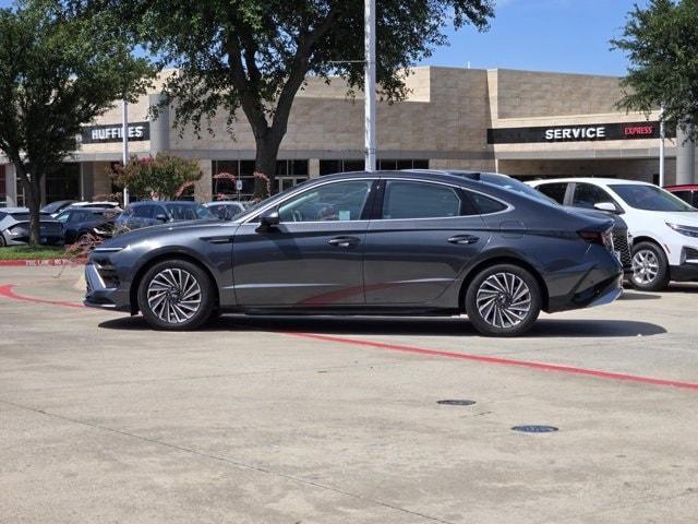 used 2024 Hyundai Sonata Hybrid car, priced at $32,563