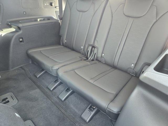 new 2025 Kia Sorento car, priced at $45,815