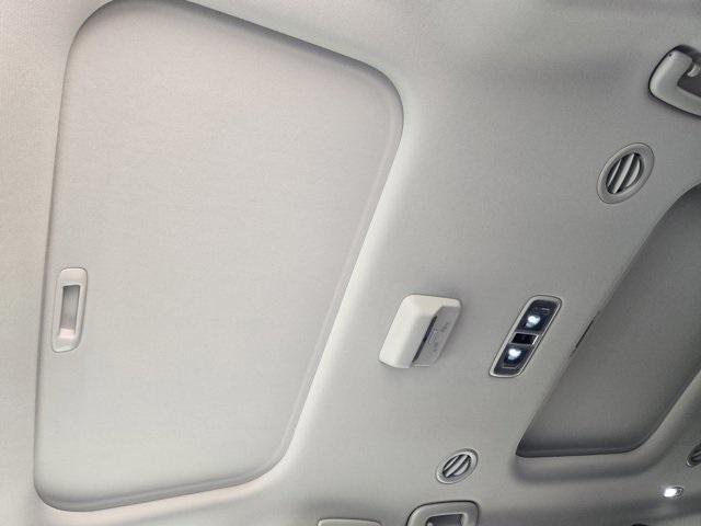 new 2025 Kia Carnival car, priced at $52,120