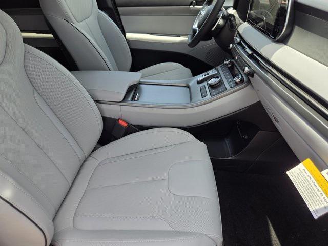 new 2025 Hyundai Palisade car, priced at $42,584