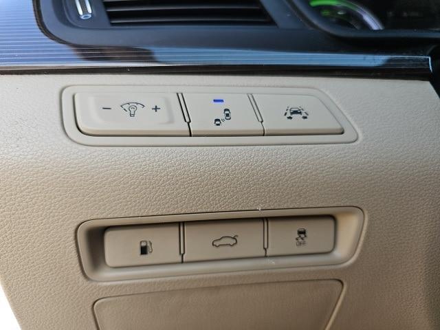 used 2019 Hyundai Sonata Hybrid car, priced at $18,991