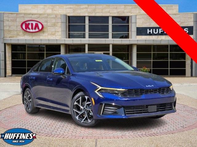 new 2025 Kia K5 car, priced at $34,914
