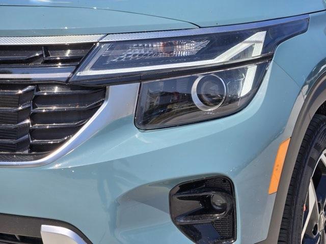 new 2026 Kia Seltos car, priced at $27,820