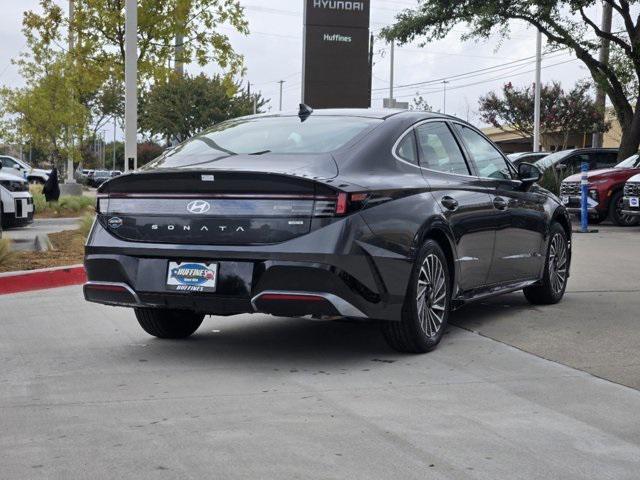 new 2025 Hyundai Sonata Hybrid car, priced at $32,150