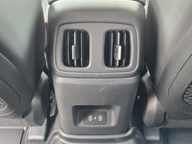 new 2025 Hyundai TUCSON Hybrid car, priced at $38,975
