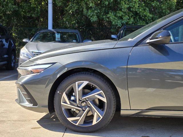 new 2025 Hyundai Elantra car, priced at $24,565