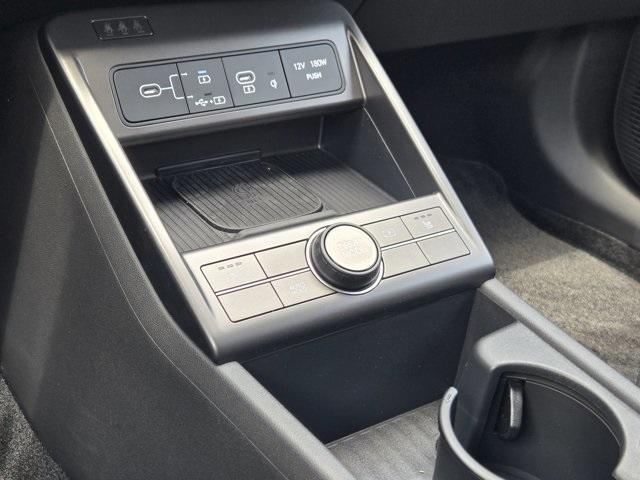 new 2025 Hyundai Kona car, priced at $30,170