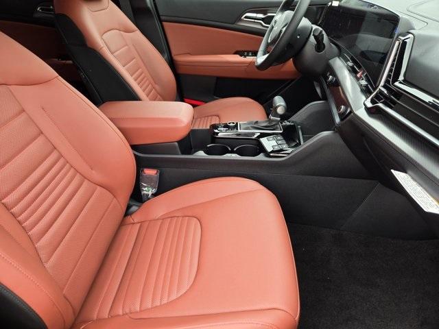 new 2025 Kia Sportage car, priced at $36,561