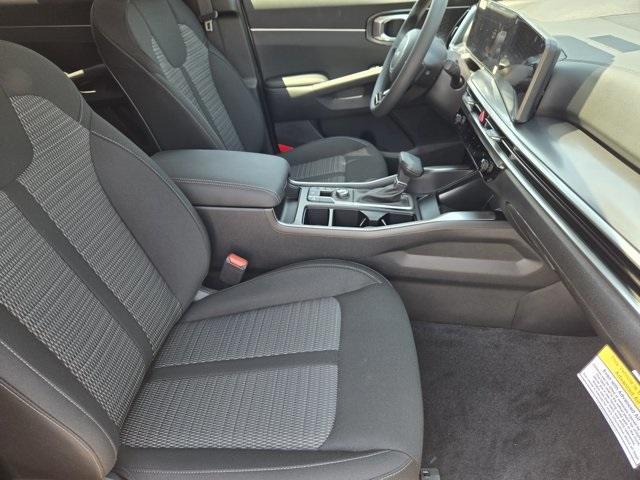 new 2025 Kia Sorento car, priced at $32,945
